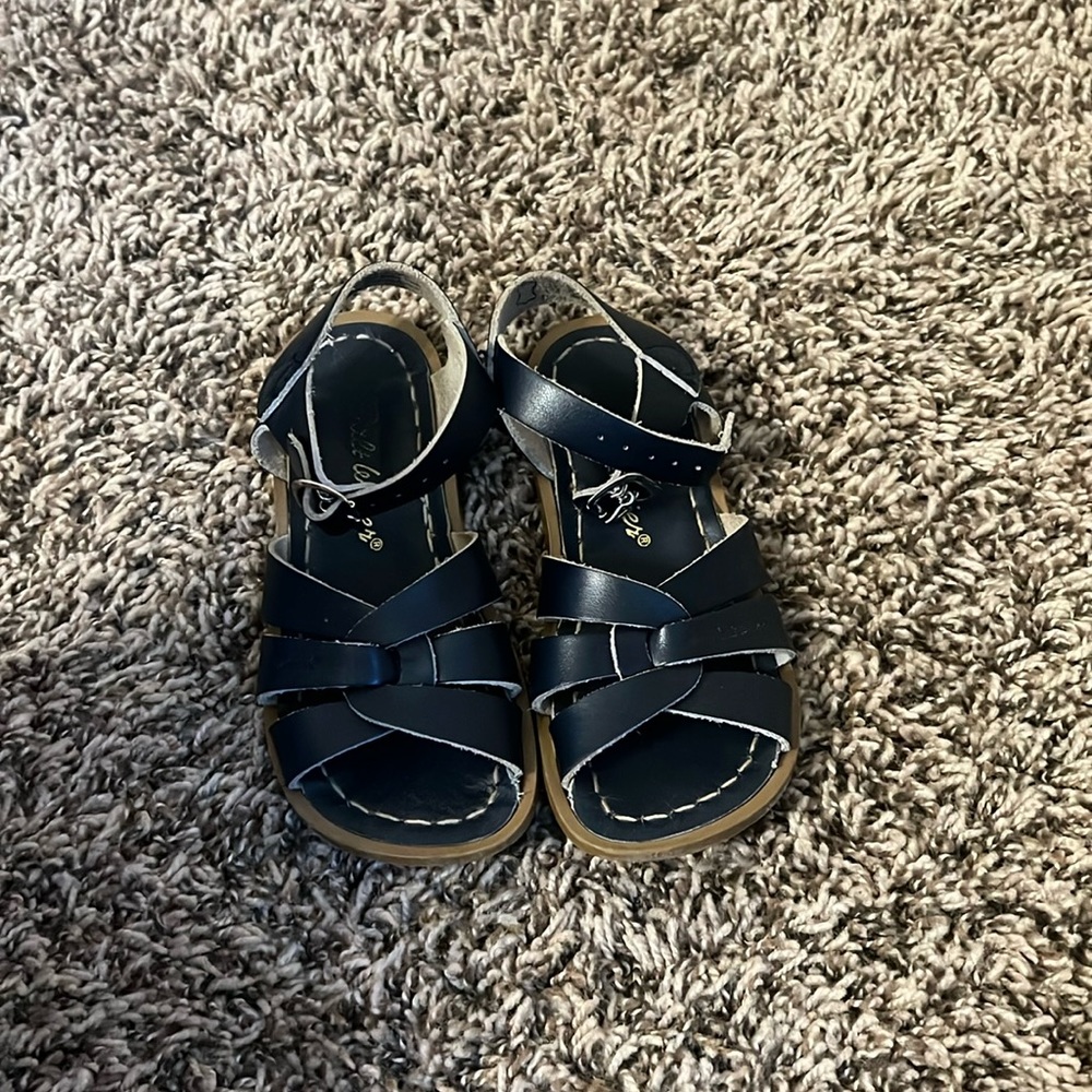 Saltwater sandals